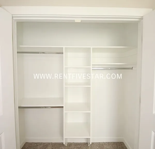 431 McKinley Ave #3B — Photo 9