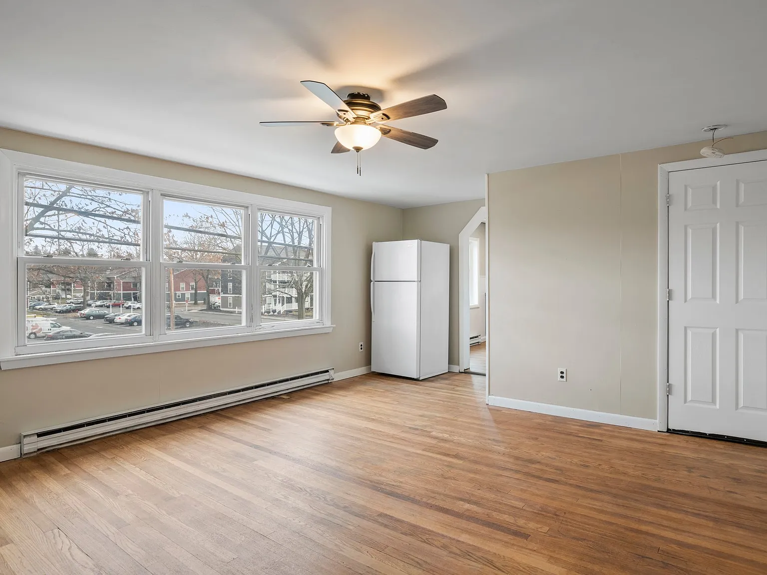 1 bed, 650 sqft, $1,400 — Photo 3