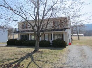 178 1st Ave, Pleasant Gap, PA 16823