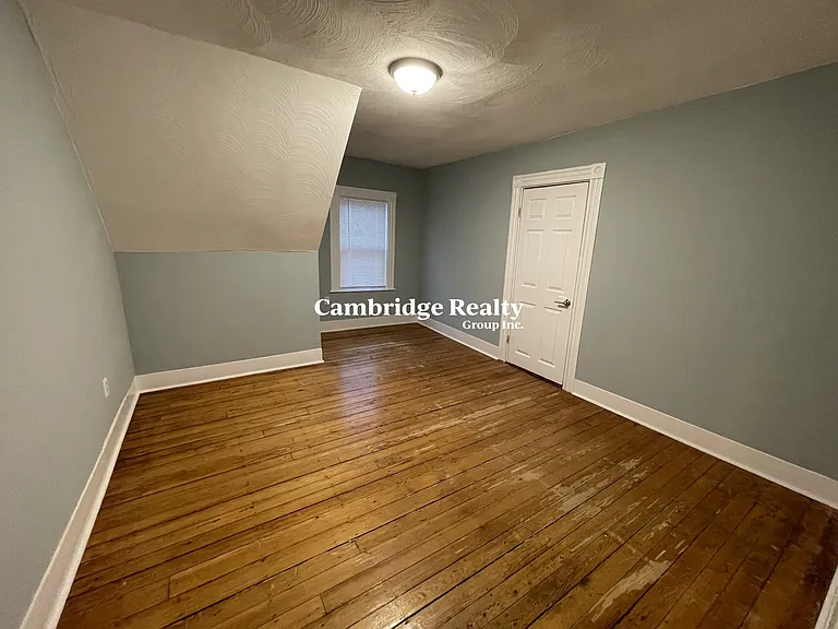 35 Cameron Ave #2T — Photo 20