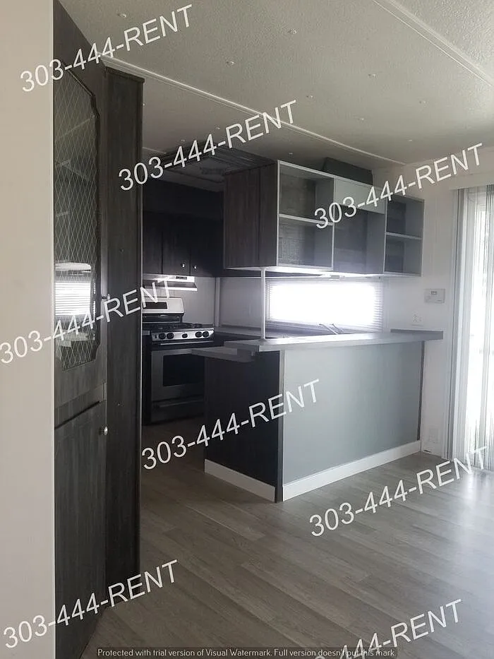 4 bed, 2.0 bath, 1393 sqft, $2,195 — Photo 4