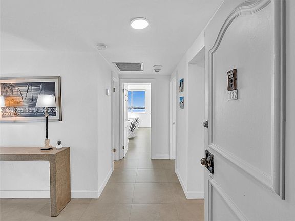 5th image of 500 Bayview Dr APT 1132
