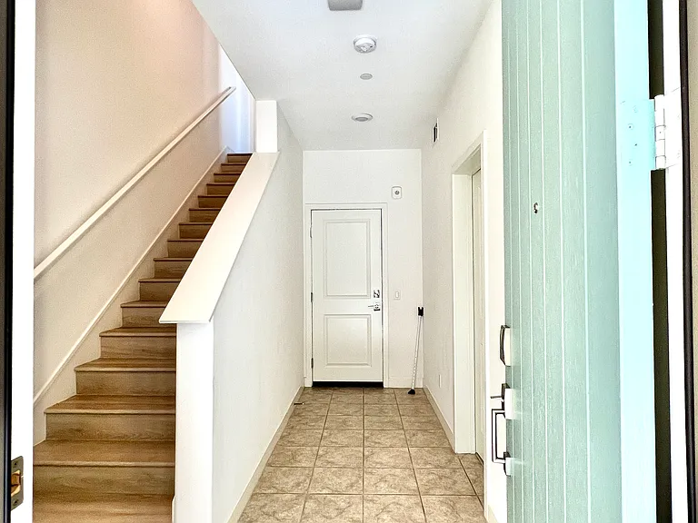 1523 Saint Simon Cir #A — Photo 17