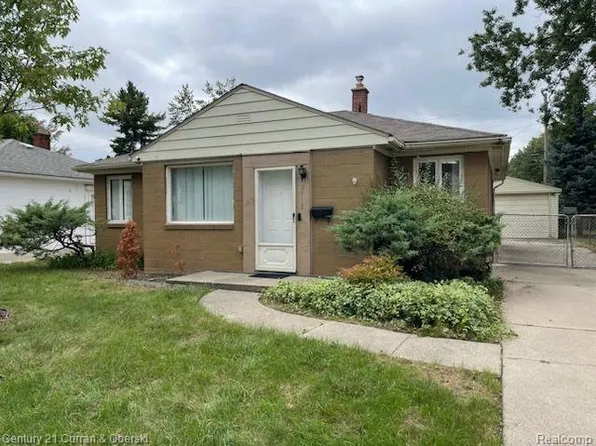 24118 Dartmouth St, Dearborn, MI 48124