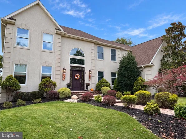 6 Vanessa Ct, Cherry Hill, NJ 08003