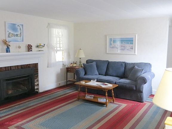 5th image of 18 Pine Needle Lane