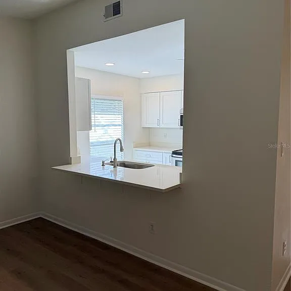 518 Bryan Valley Ct — Photo 4