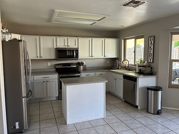 4th image of 3110 E Captain Dreyfus Ave