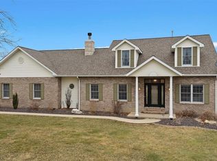 11237 Mayer Rd, Marine, IL 62061