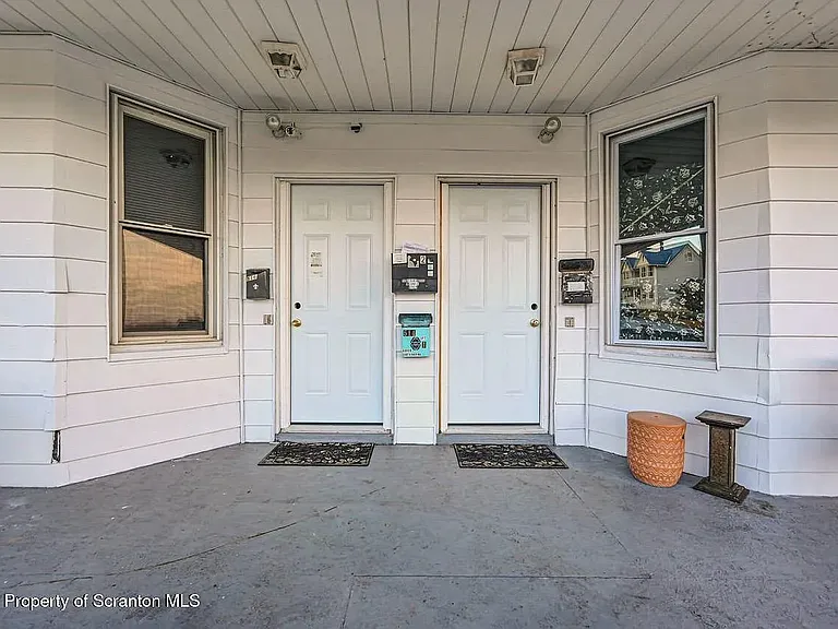514 Harrison Ave #2 — Photo 9