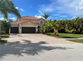 2875 Blossom Ct, Naples, FL 34120