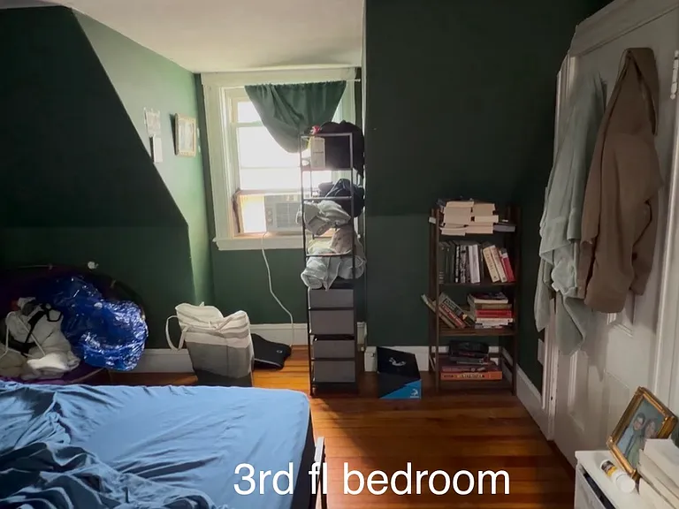 136 Brooks St — Photo 12