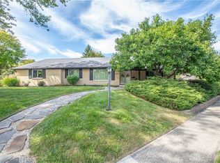 2333 Pondview Dr, Dayton, OH 45440