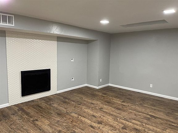 3rd image of 5009 Shannon Dr