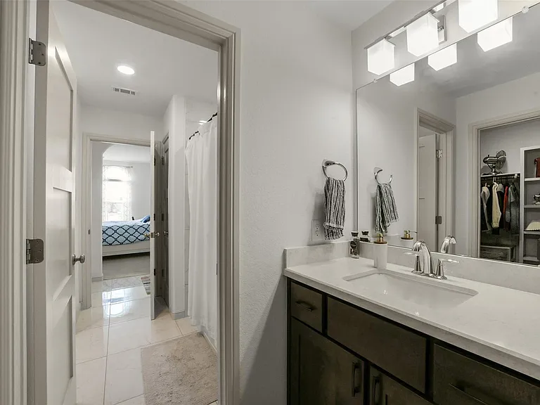 2018 Grove Terrace Ln — Photo 36
