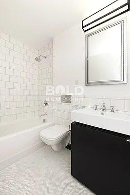 Rented by Bold New York | media 15