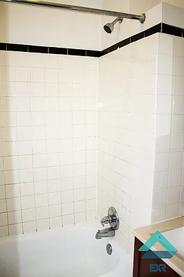 Rented by EXR | media 27