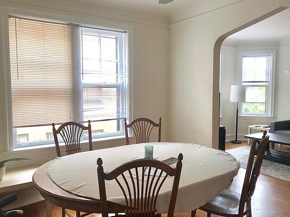 4th image of 4516 N Paulina St #1