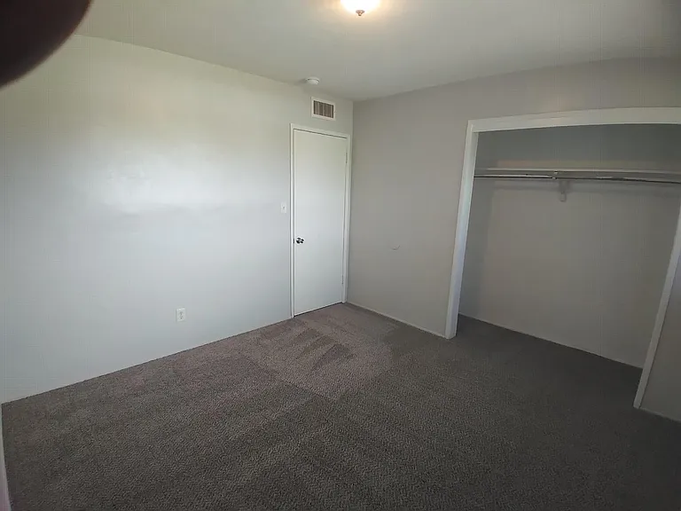 2505 Holladay Ave — Photo 10