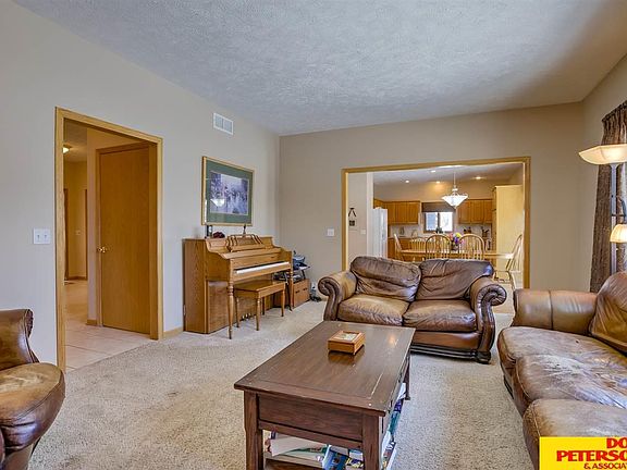 5th image of 1124 Summerwood Dr