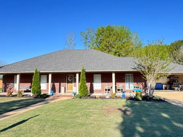 149 Stage Dr, Saltillo, MS 38866