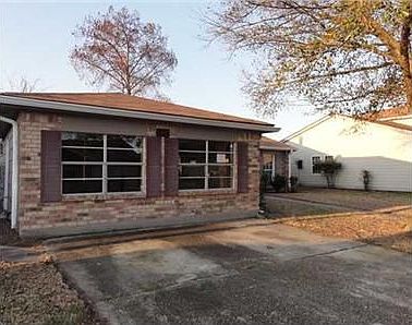 2nd image of 3844 Birchfield Dr