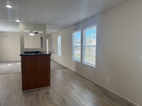 3590 Windsor Woods Dr #183