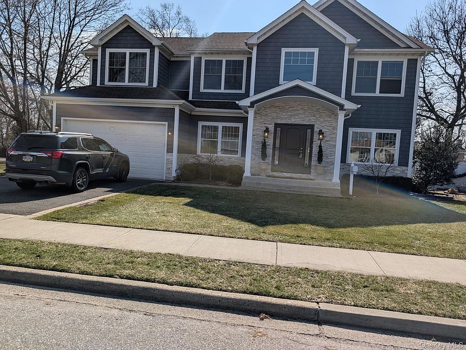 1st image of 10 Beverly Road