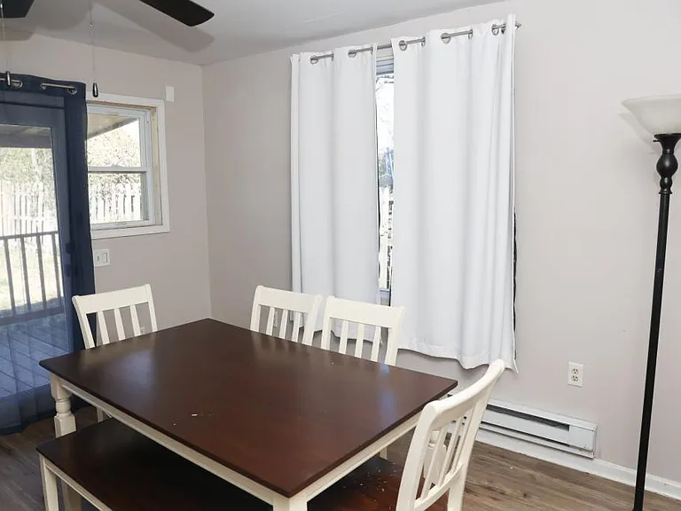 222 Dobson St — Photo 5