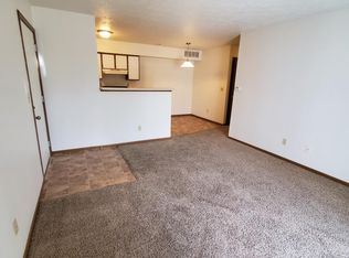 6284 Applegrove Ln, Portage, MI 49024