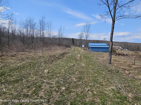 295 Shellstone Rd, Amsterdam, NY 12010