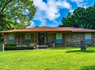 608 N Casa Grande Cir, Duncanville, TX 75116