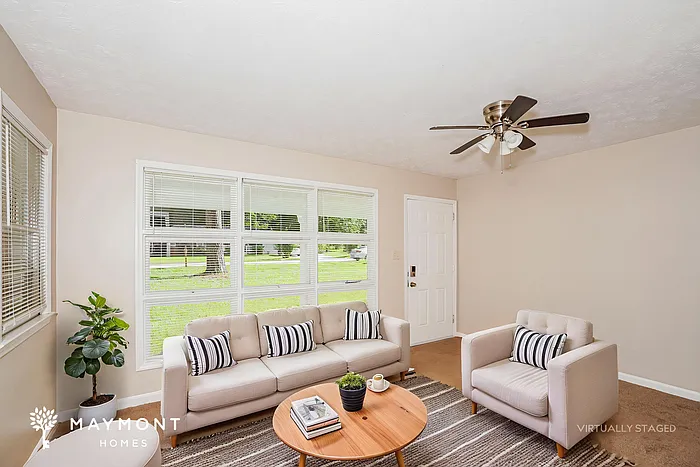 310 Sunset Dr — Photo 5