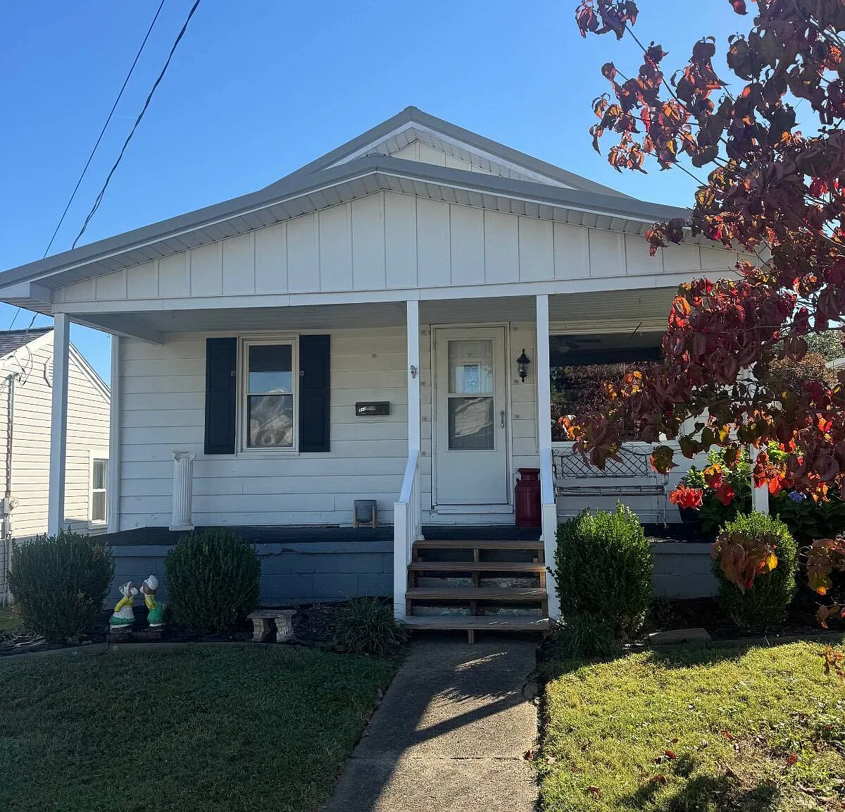 2 bed, 1.0 bath, $800 — Photo 1