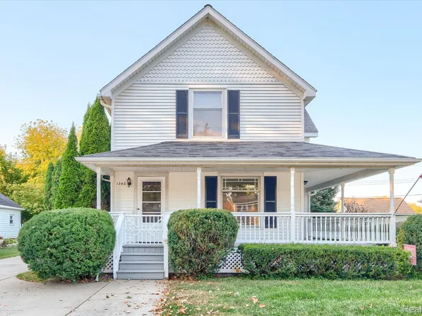 1340 W Genesee St, Lapeer, MI 48446