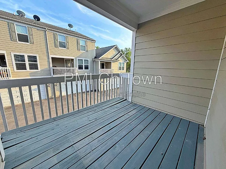 2438 Anna Way — Photo 17
