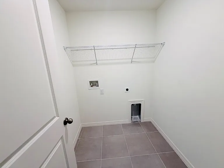 5537 Creek Haven Way — Photo 22