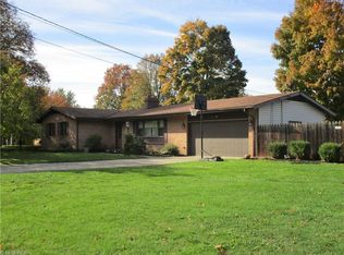 1411 Winterhaven Rd, Ashtabula, OH 44004