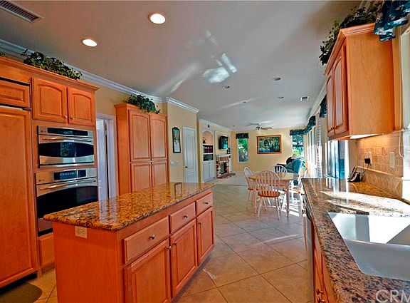 4th image of 15005 Calle Verano