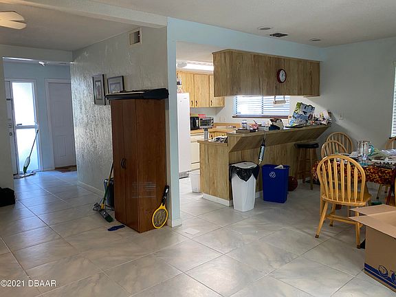 5th image of 145 Northbrook Ln