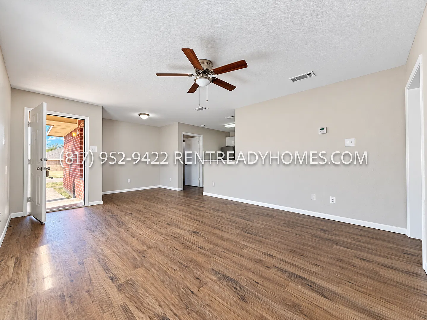 860 Potomac Dr - Pet Friendly 3 Bedroom Rental Home in Lancaster, TX with Garage, Central AC and ... — Photo 3