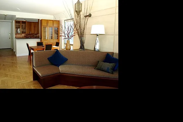 Rented by Corcoran | media 8
