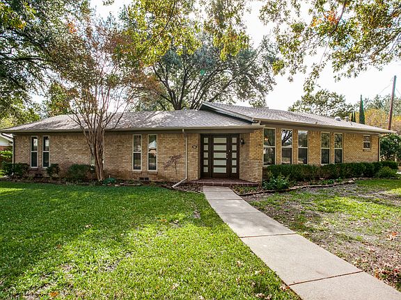 2nd image of 7938 Woodstone Ln