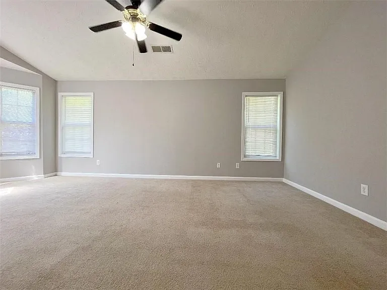 408 Lee Miller Dr — Photo 12