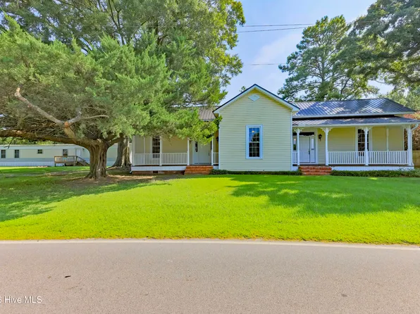 142 Huffmantown Road, Richlands, NC 28574