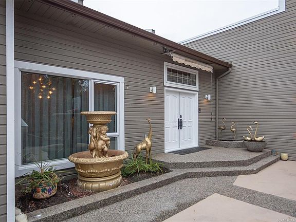 4th image of 2162 Alexander Pl