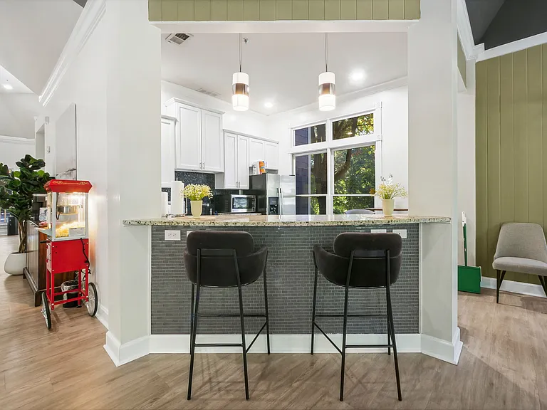Community Kitchen and Lounge