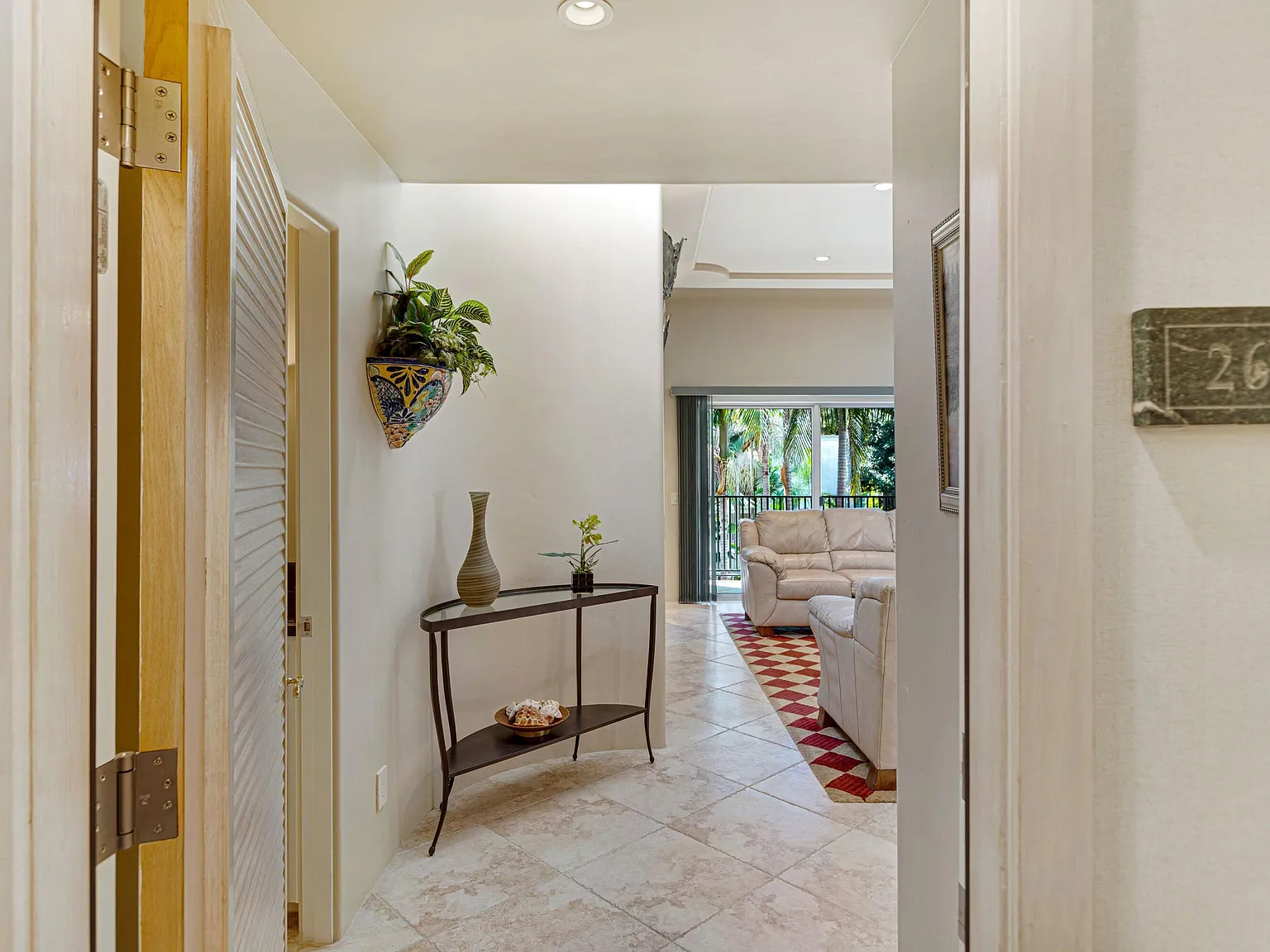 2 bed, 2.5 bath, 1620 sqft, $7,500 — Photo 2