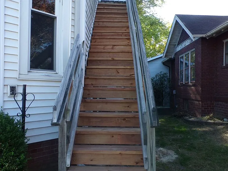 505 N Main St — Photo 2