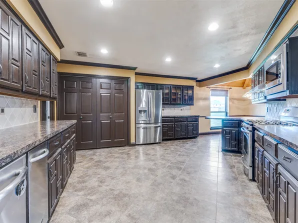 7718 Princeton Rd, Rowlett, TX 75089